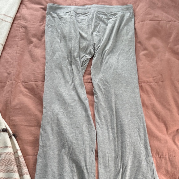 2000s vintage Aero Gray Lounge Pants - Picture 4 of 5